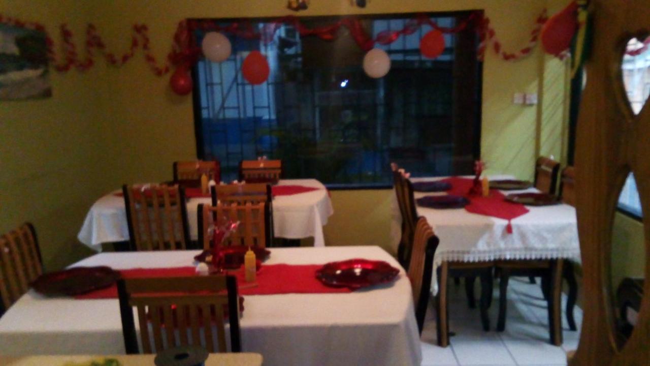 North Bay Inn Sauteurs 外观 照片